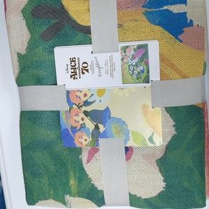 Alice in Wonderland Throw Blanket